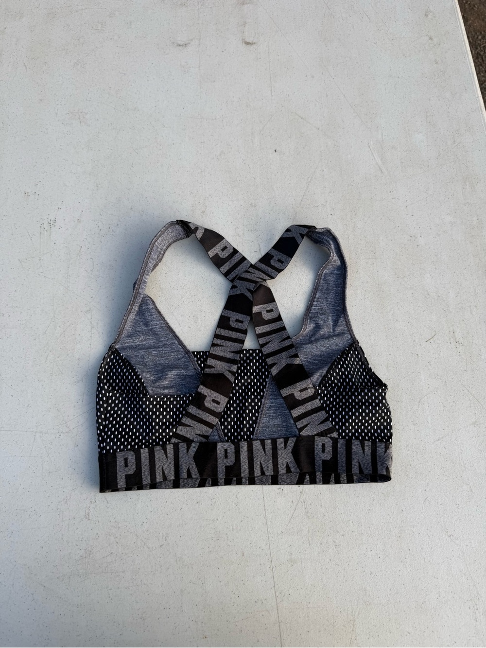 pink vs sports bra